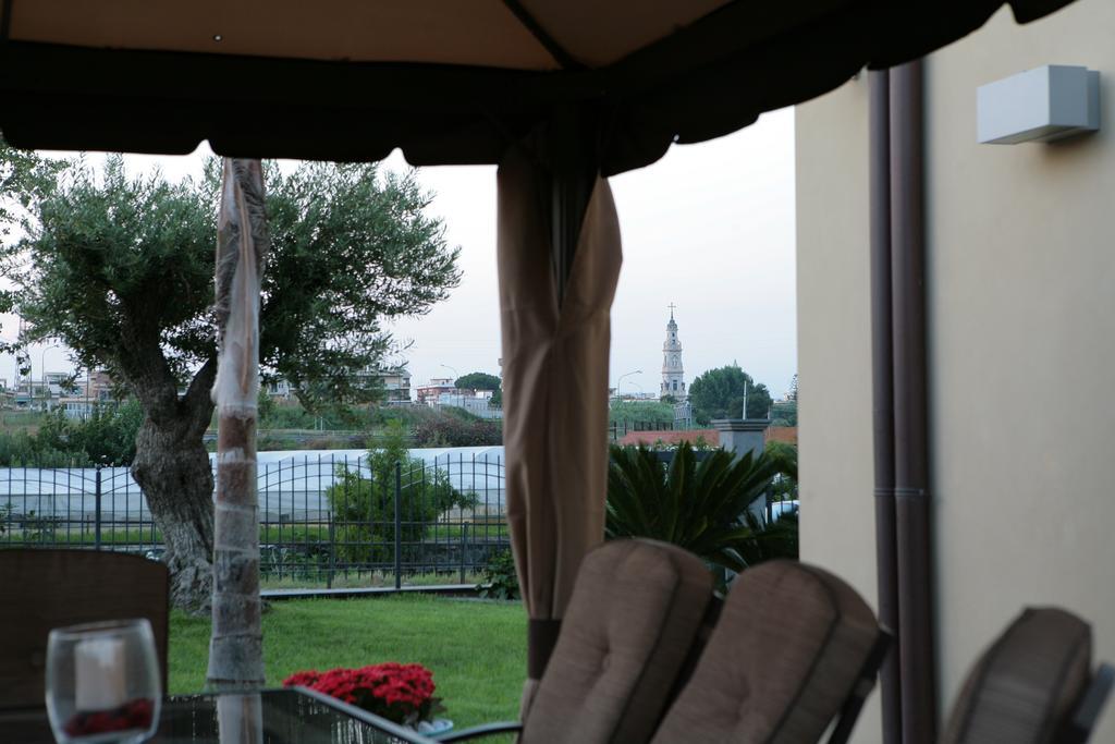 Hotel Visagi Pompei Luaran gambar