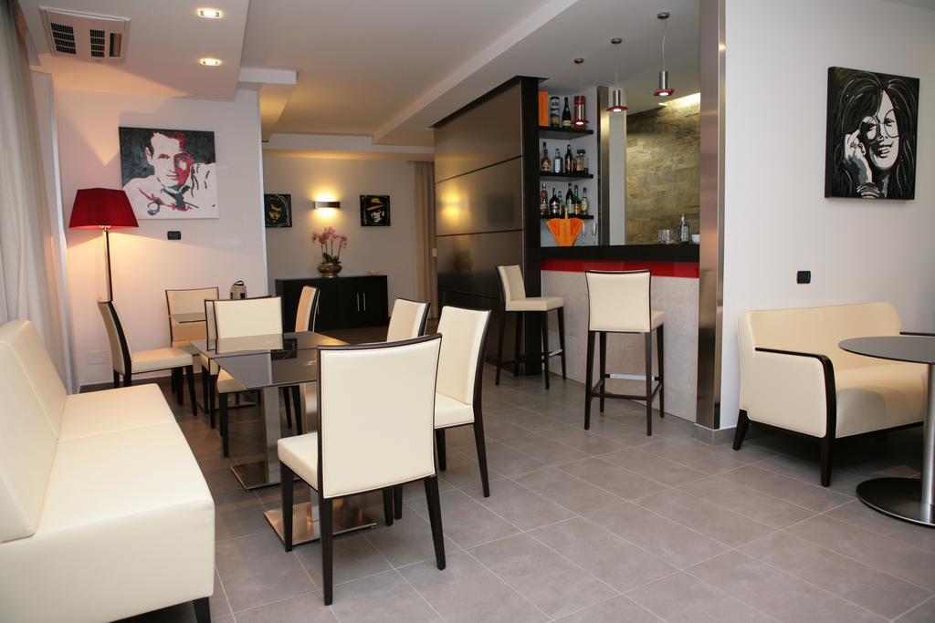 Hotel Visagi Pompei Luaran gambar