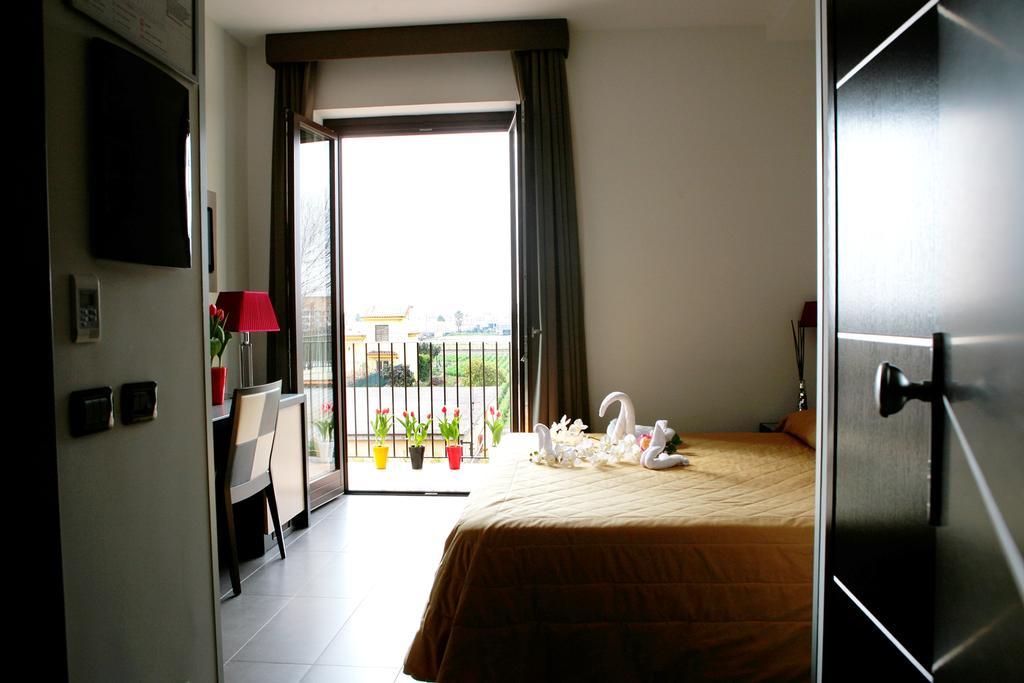 Hotel Visagi Pompei Luaran gambar