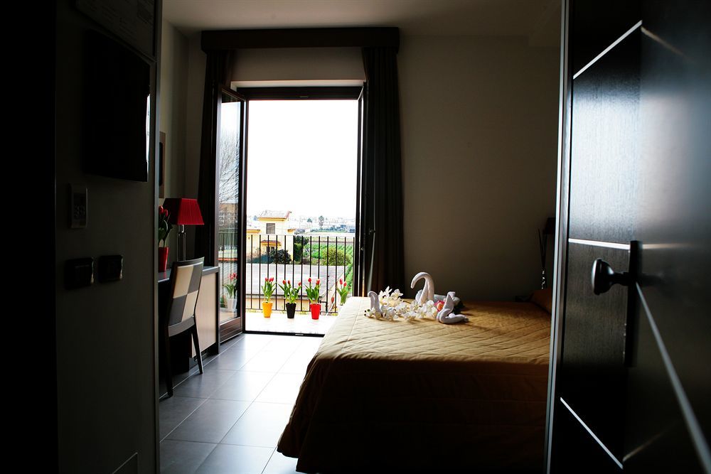 Hotel Visagi Pompei Luaran gambar