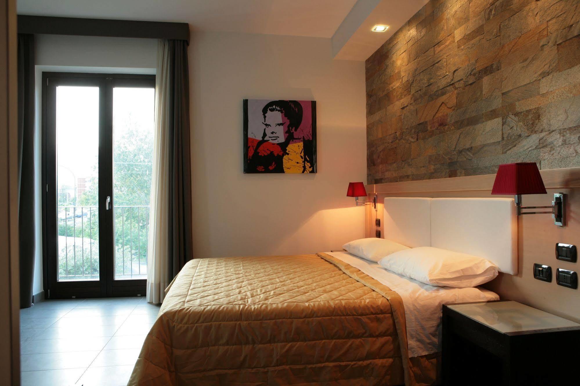 Hotel Visagi Pompei Luaran gambar