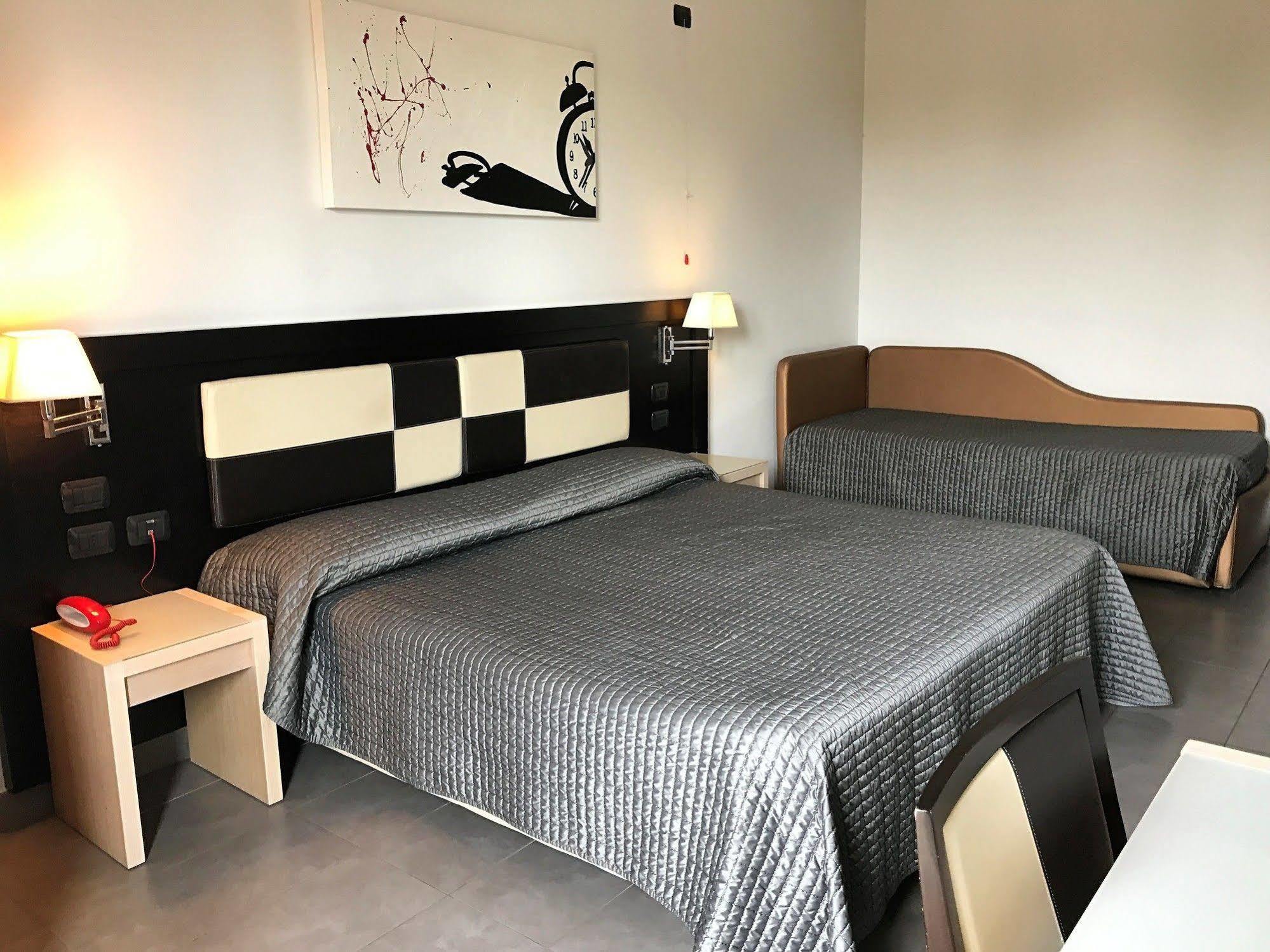 Hotel Visagi Pompei Luaran gambar