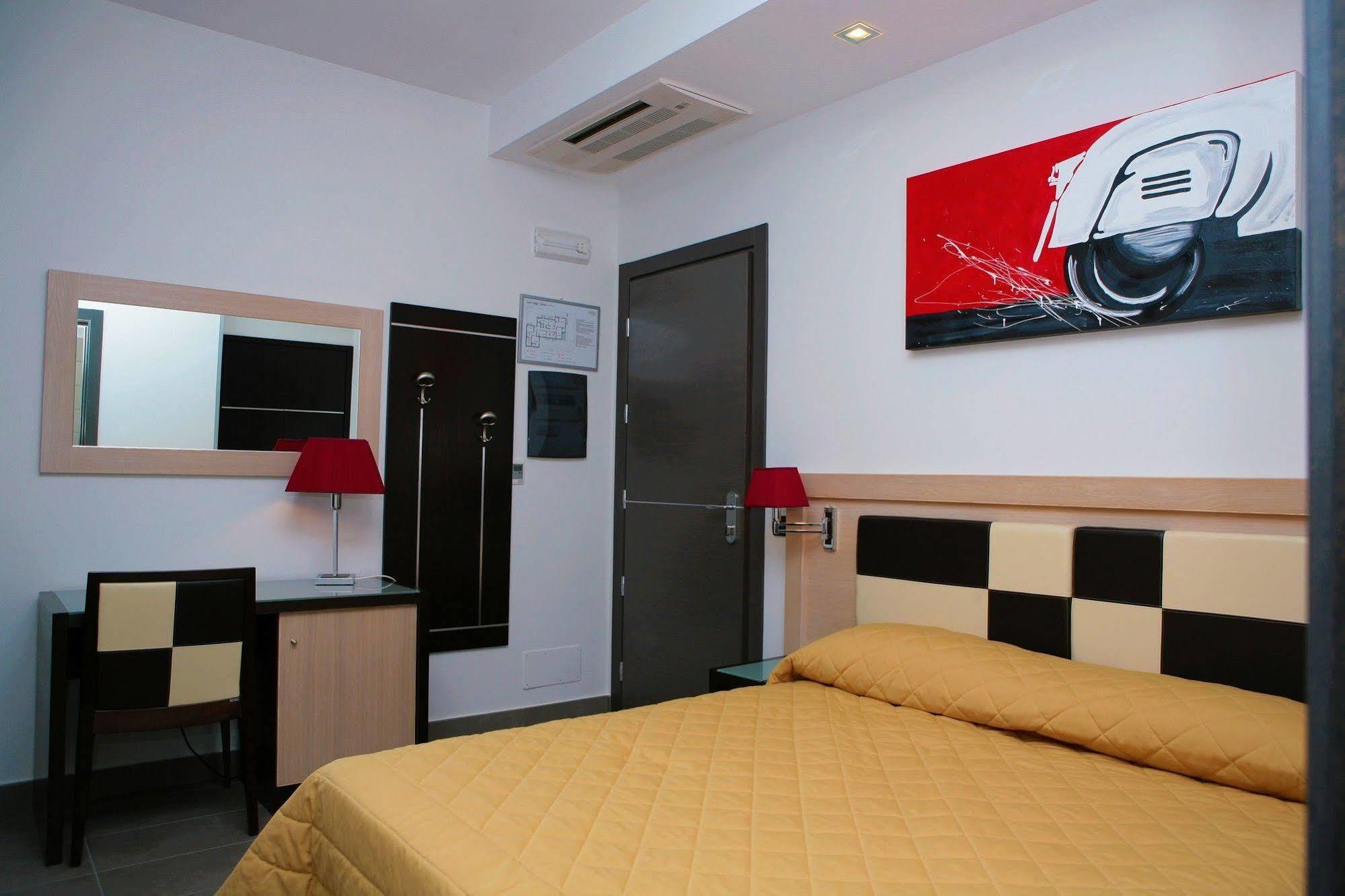 Hotel Visagi Pompei Luaran gambar